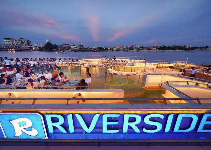 Riverside Hotel