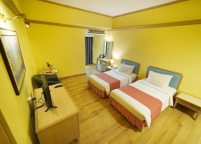 Riverside Hotel 4*