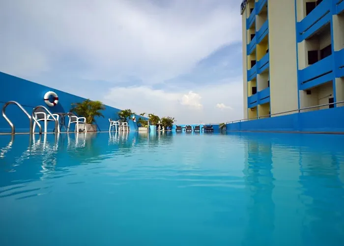 Riverside Hotel