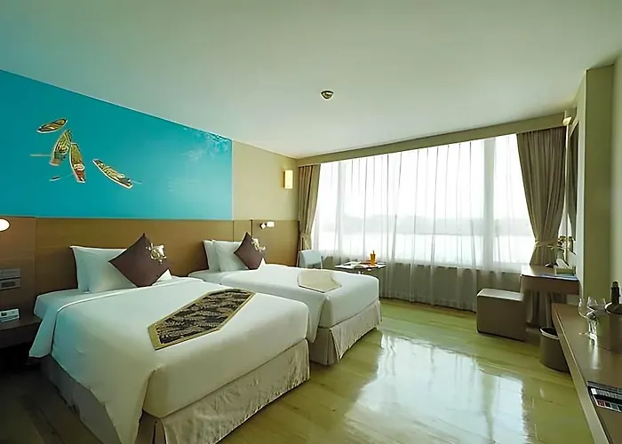 Riverside Hotel