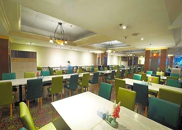 Riverside Hotel 4*